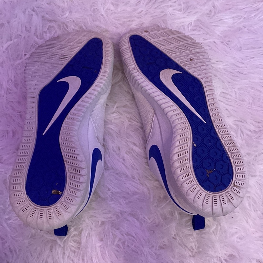 nike hyperace volleyball shoes - Picture 6 of 11